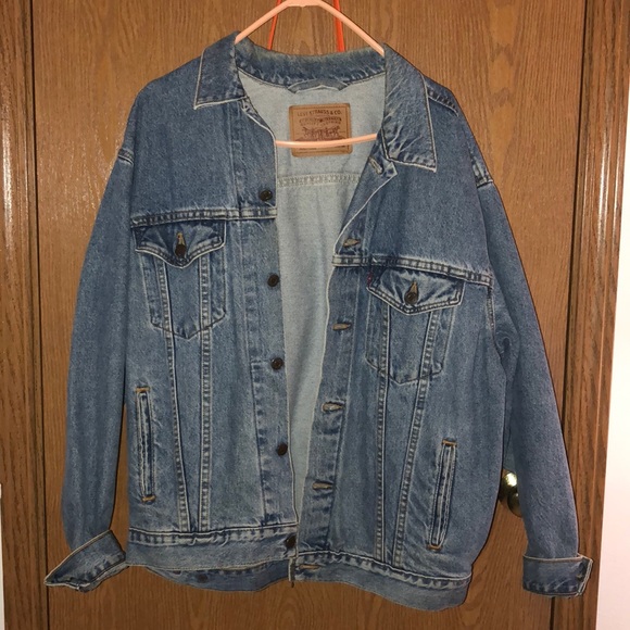 Levi's Jackets & Blazers - Oversized vintage Levi denim jacket